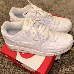 Used Nike Air Max 90